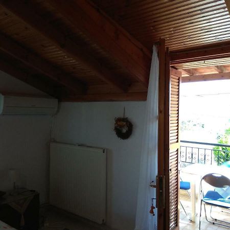 Villa Family Seaside House In Mouries Paralia Dionisiou Exterior foto